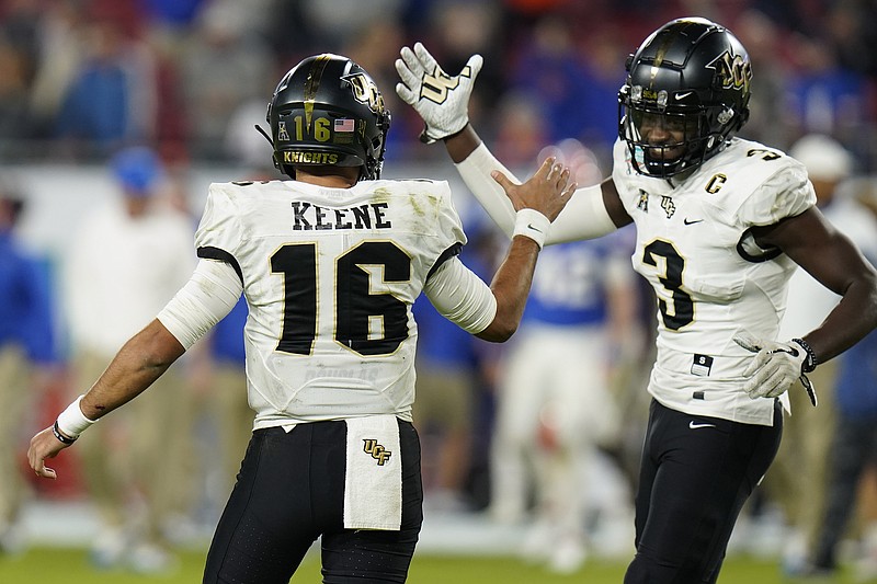 Bowser, O'Keefe shine for UCF in Gasparilla Bowl win