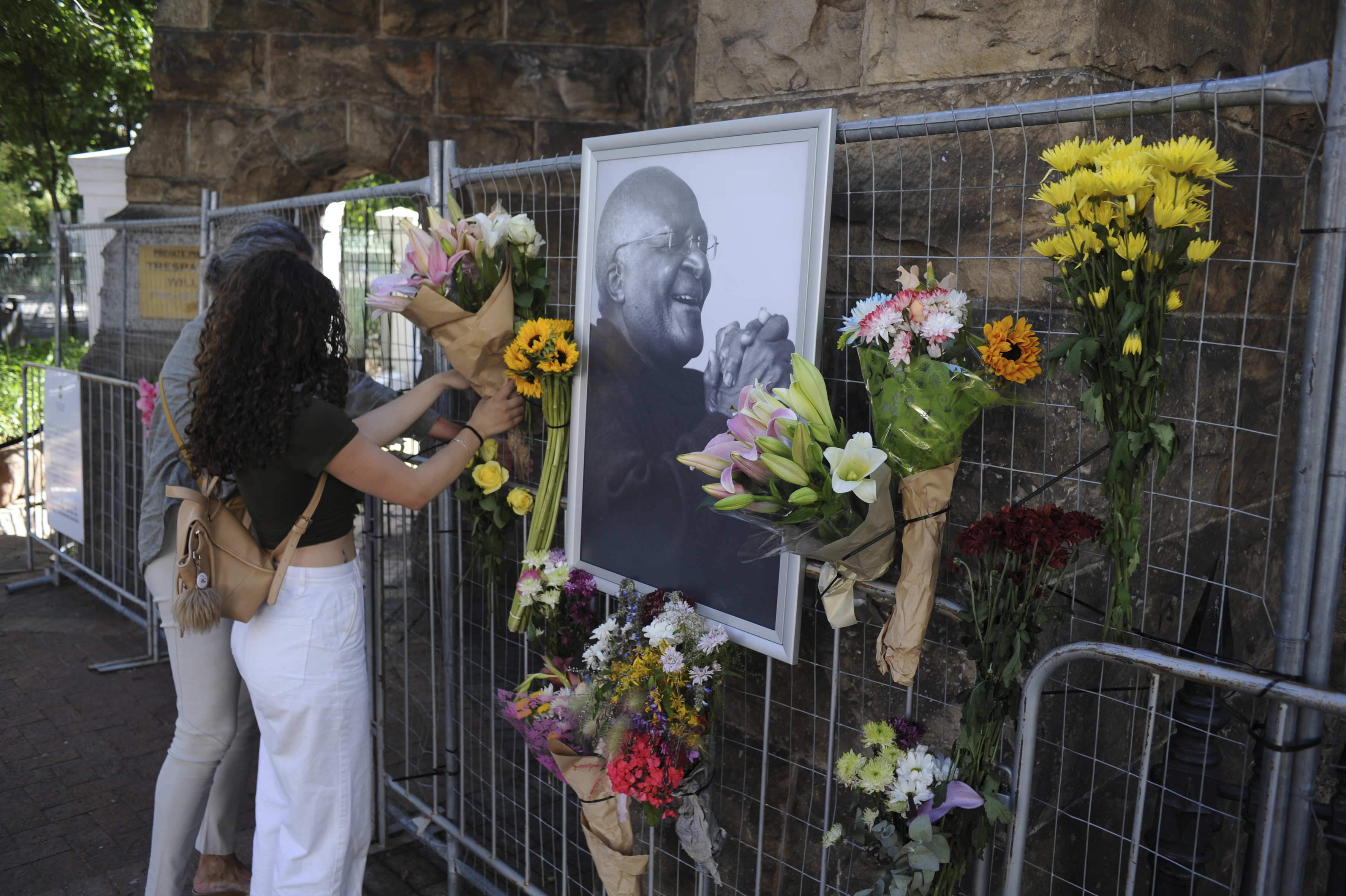Nobelist, apartheid foe Tutu dies at 90 - Vimarsana News
