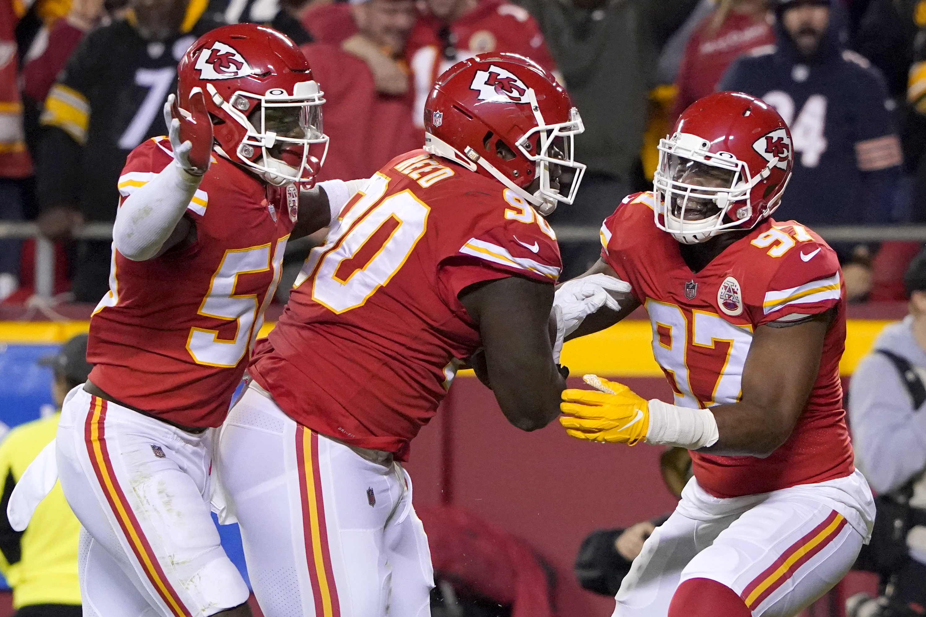 Kansas City Chiefs clinch sixth consecutive AFC West title