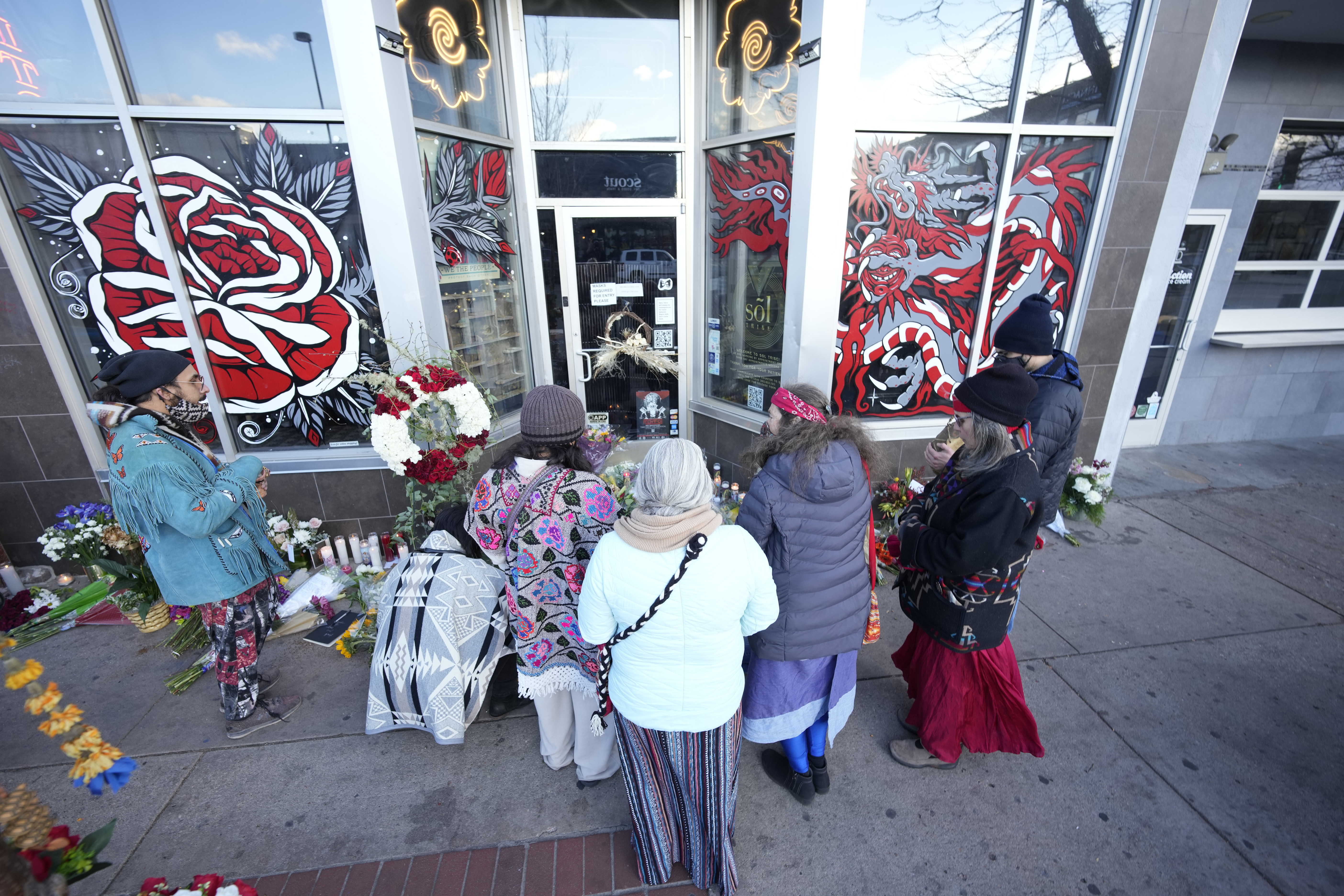 4 shot in Denver rampage attacked at tattoo shops - Vimarsana News