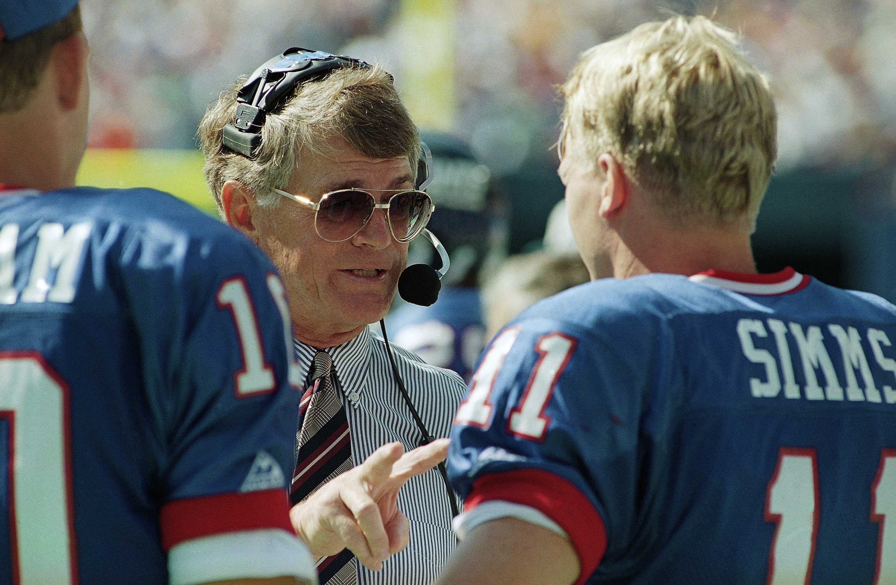 Circa 1960's: Head Coach Tom Landry and running back Dan Reeves of