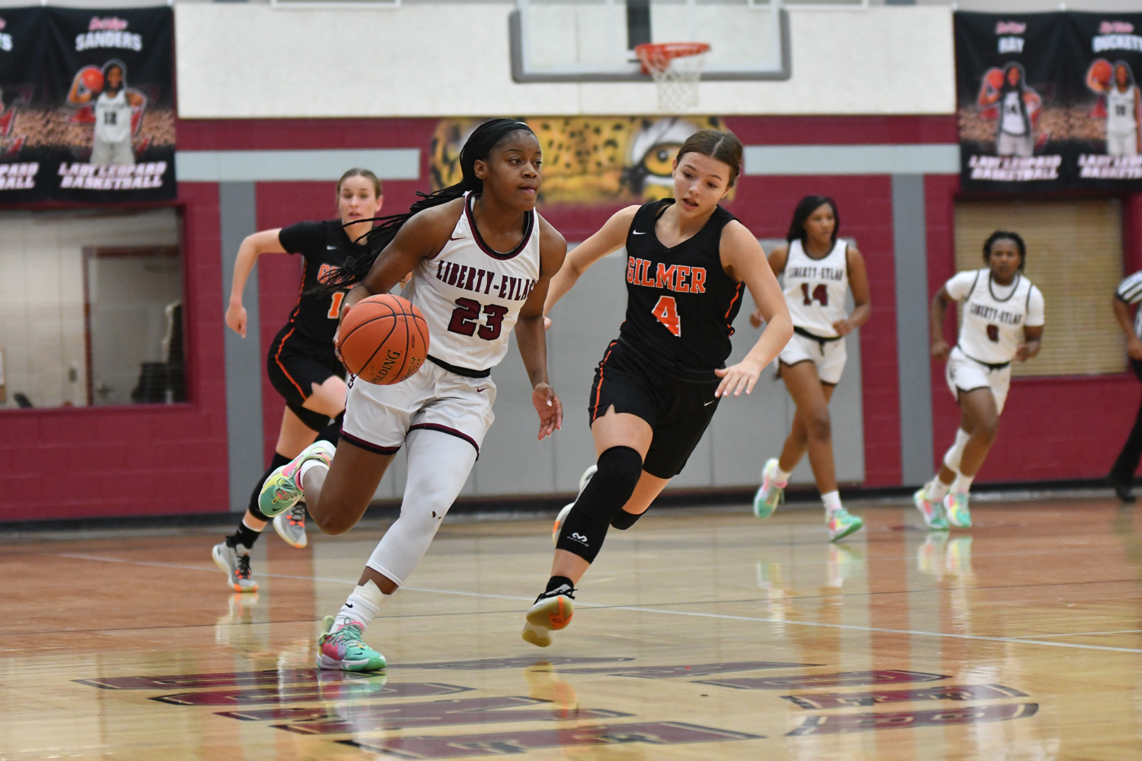 Lady Leopards win district opener - Vimarsana News