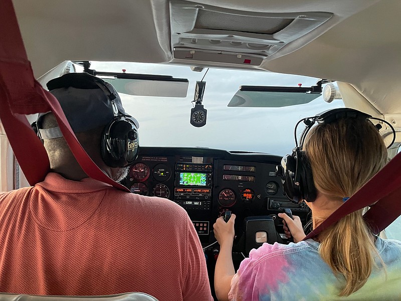 Carl Bandy Sr., left, flies with co-pilot Gabriella Cowan during a discovery flight. (Photo courtesy of Carl Bandy Sr.)