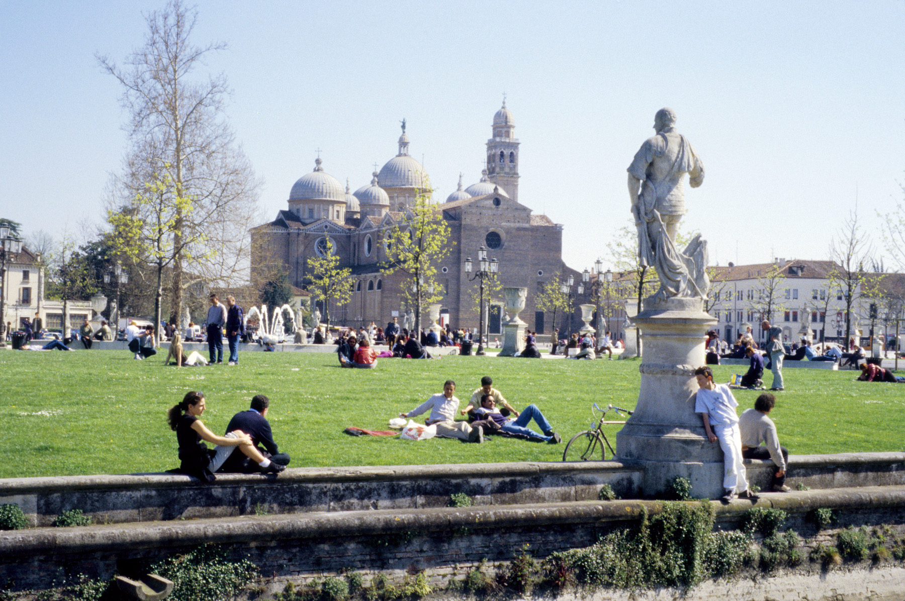 Italian reformers target male-only statue square - Vimarsana News