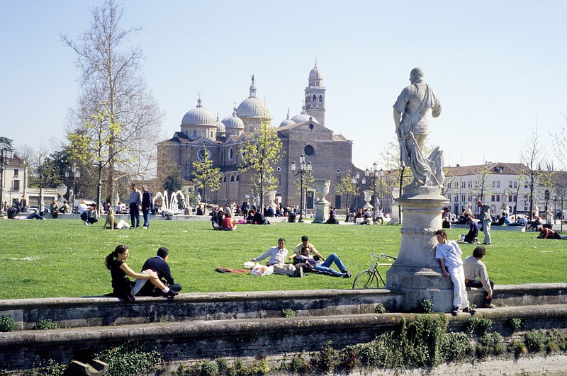 On a sunny day in Padua, this grassy square (Prato della Valle) is the place to relax.