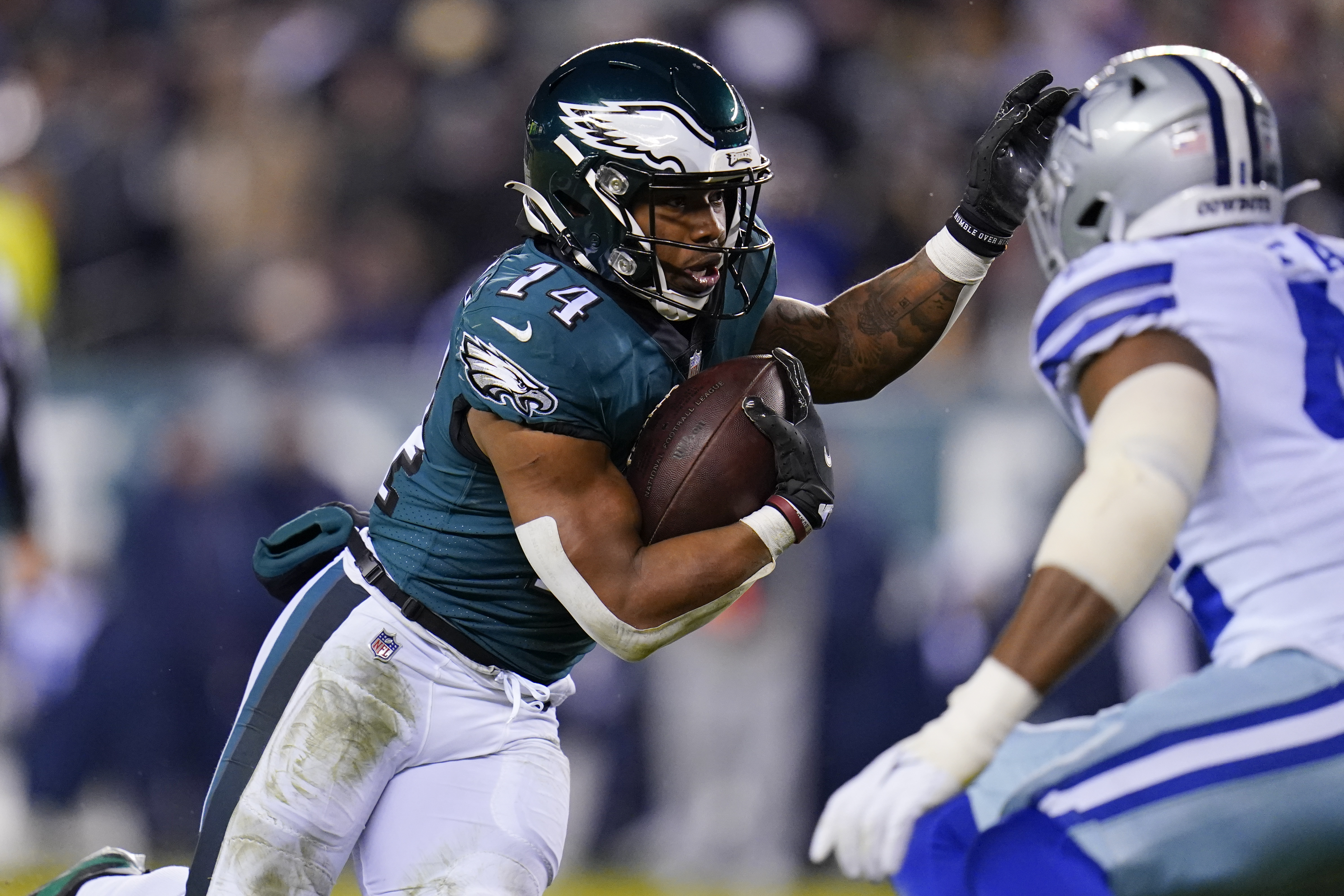 Dak hits high mark vs. Eagles' reserves