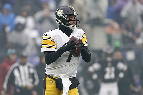 Steelers' Tomlin: Roethlisberger 'absolutely' the right QB