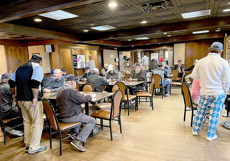 Lynn Atkins/Special to The Weekly Vista Golfers fill up the Highlands Pub and Patio's large room between the bar and the pro shop on a Friday afternoon.