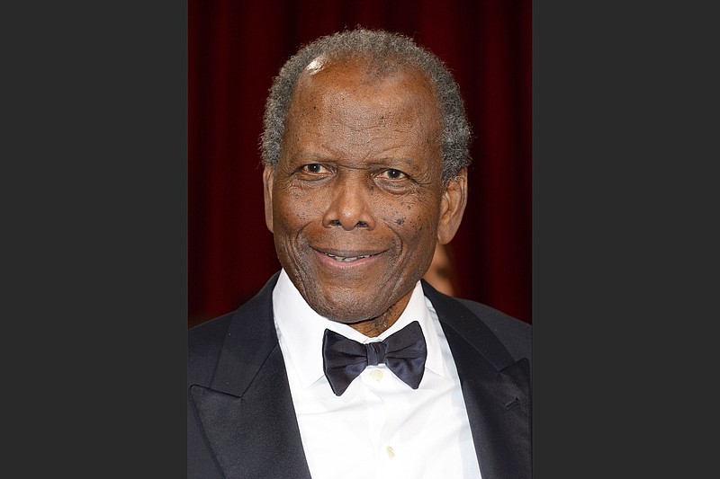 Actor Sidney Poitier arrives at the Oscars in Los Angeles in 2014. (Invision/AP/Dan Steinberg)