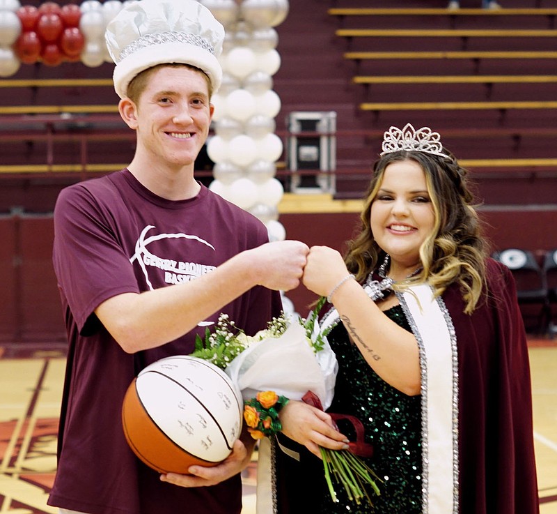 Westside Eagle Observer/RANDY MOLL Gentry seniors Bart Walker and Kelsey Barber were crowned homecoming king and queen at ceremonies held in Pioneer Arena on Friday, Jan. 14.