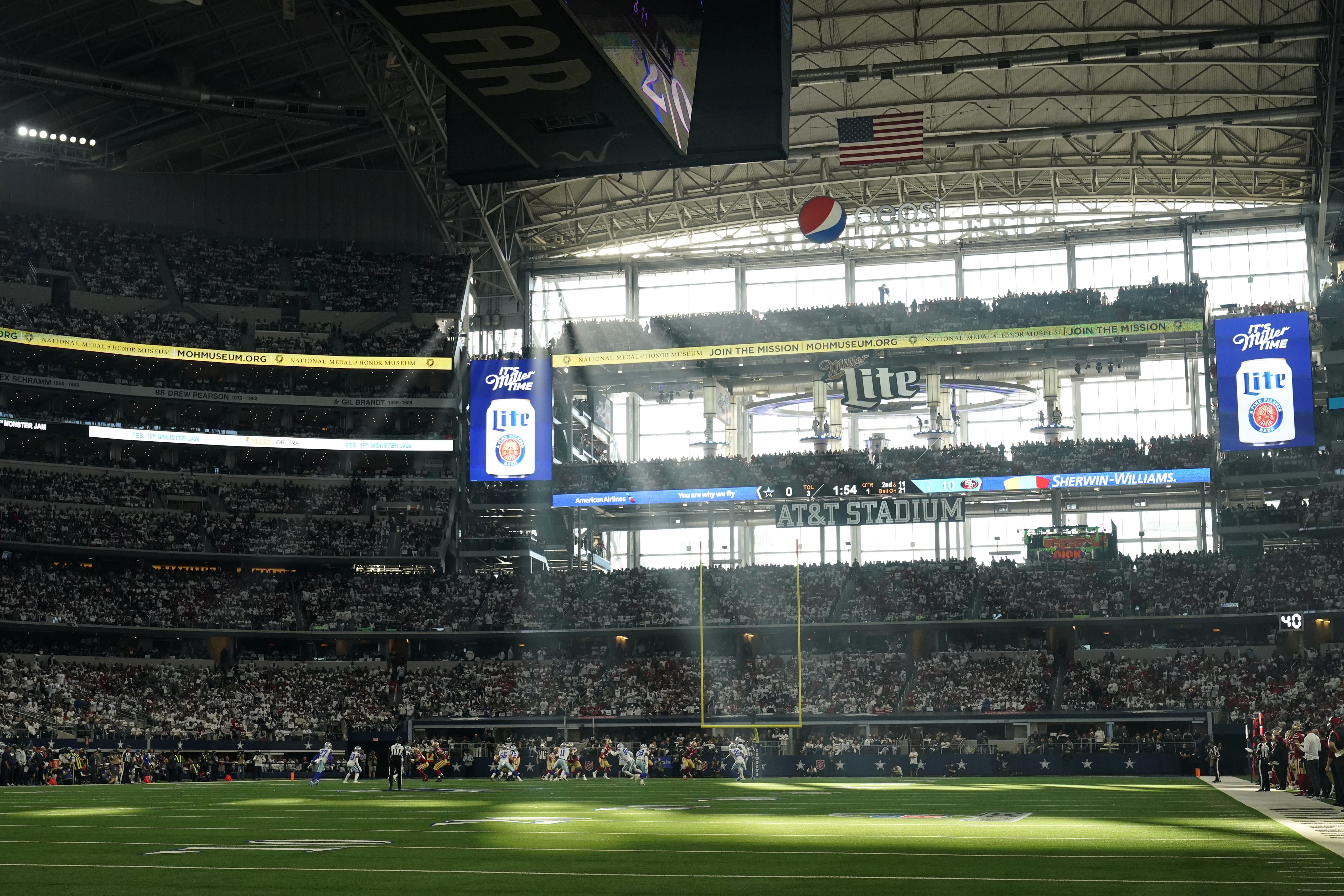 Dallas Cowboys: 5 Reasons Cowboys Stadium Offers No Home-Field