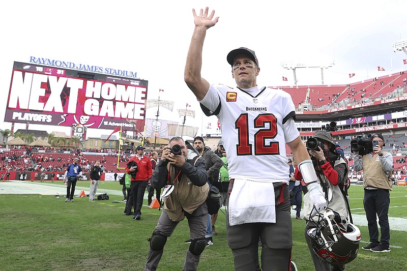 Tom Brady throws for 2 TDs as Tampa Bay Buccaneers dominate Philadelphia  Eagles in NFL wild-card playoffs 