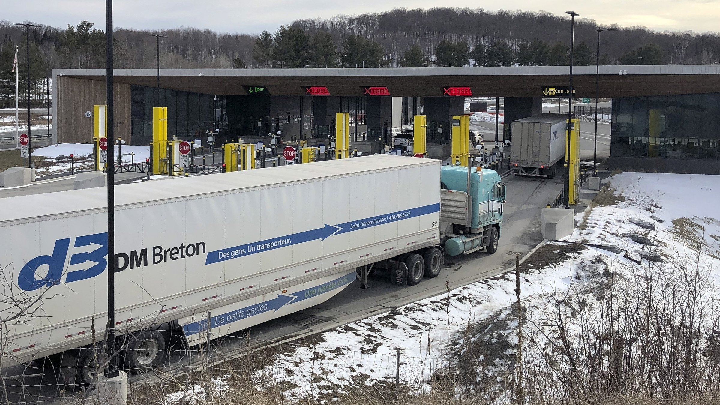 Shot rule blocking U.S. truckers - Vimarsana News
