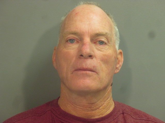 September trial set for Gravette man in Capitol breach - Vimarsana News