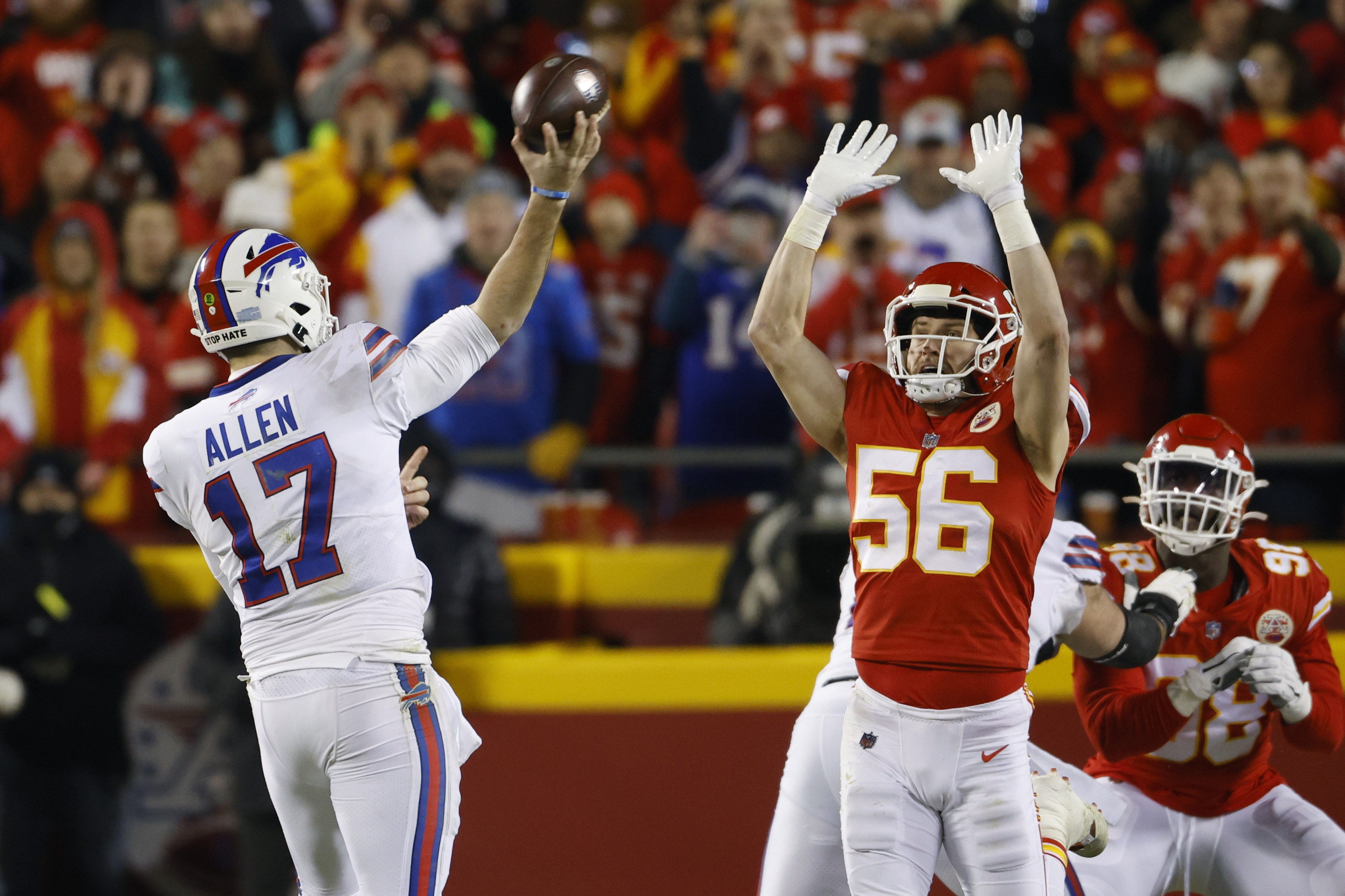 NFL Preseason Blitz: Josh Allen, Patrick Mahomes dazzle in midseason form