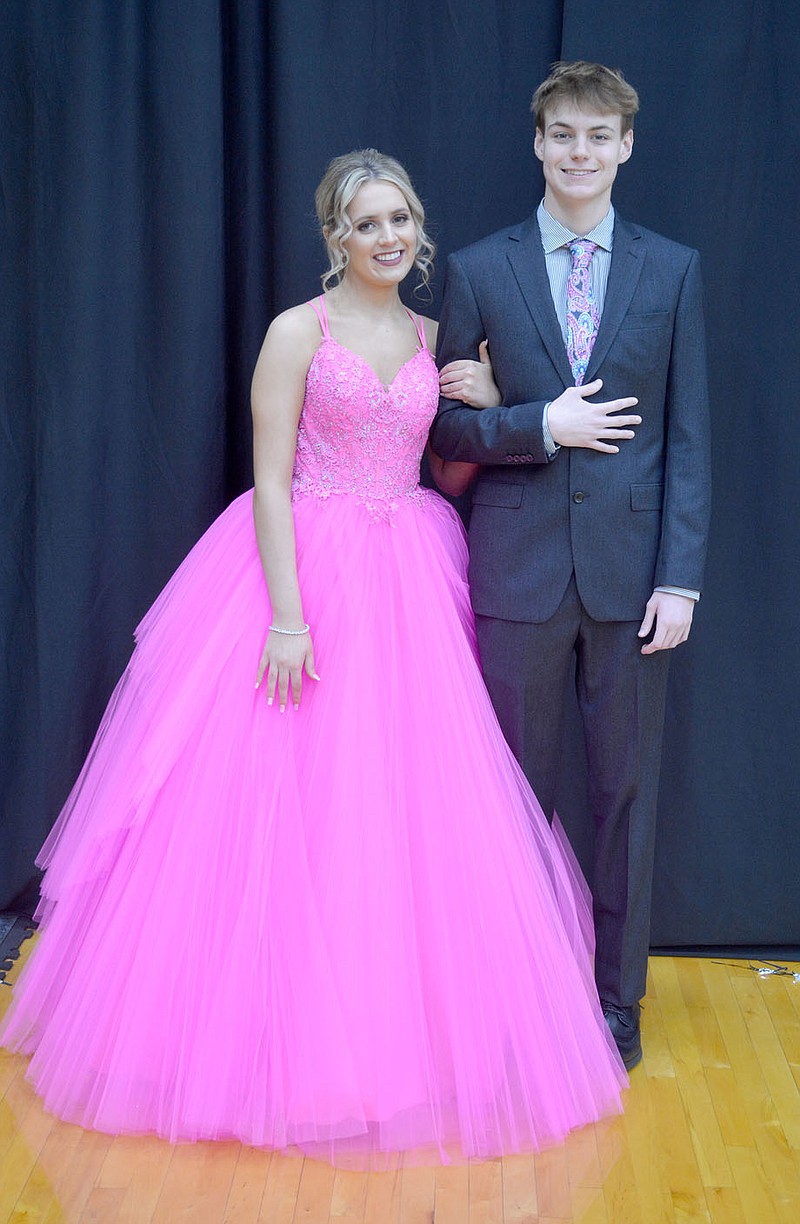 Graham Thomas/Herald-Leader
Senior maid Miss Jensen Kelly, daughter of Jason and Julie Kelly, was escorted by Miles Perkins, son of Brandi and Phil Perkins.