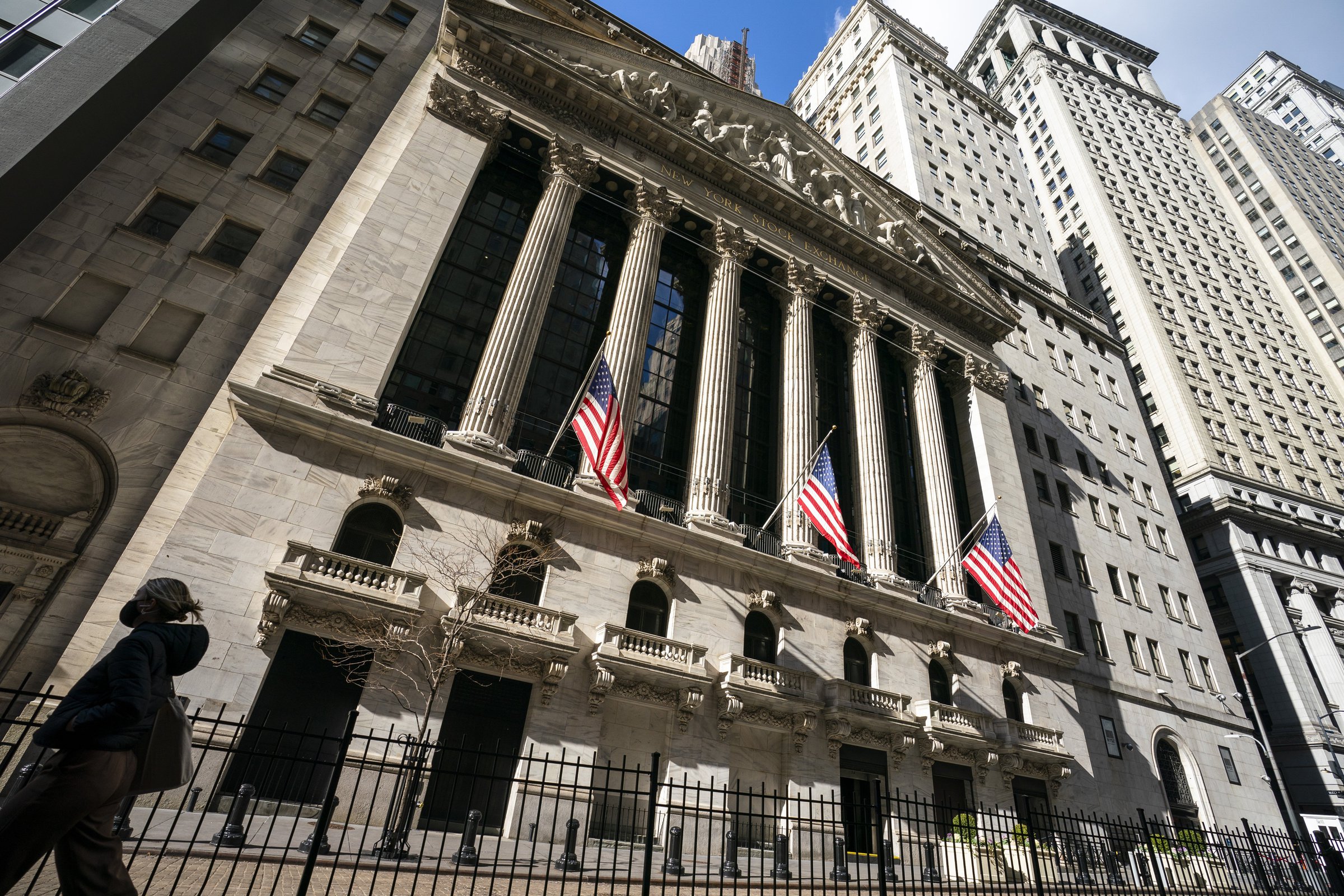 Stocks rebound from steep drop - Vimarsana News