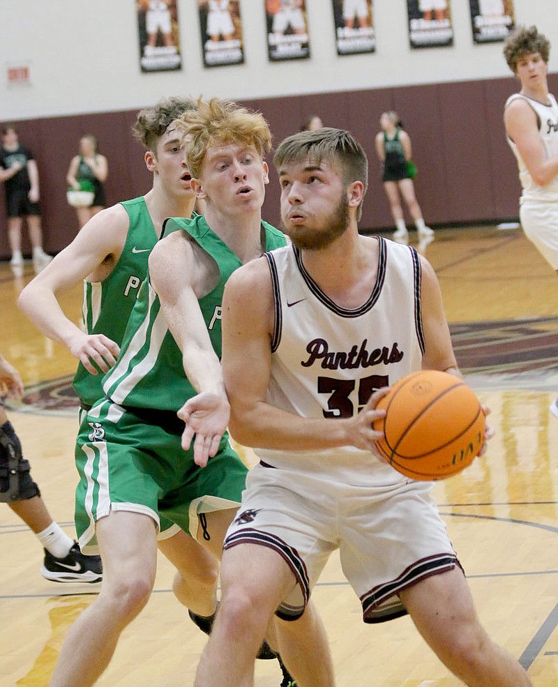 Panthers down Van Buren, Alma Siloam Springs HeraldLeader