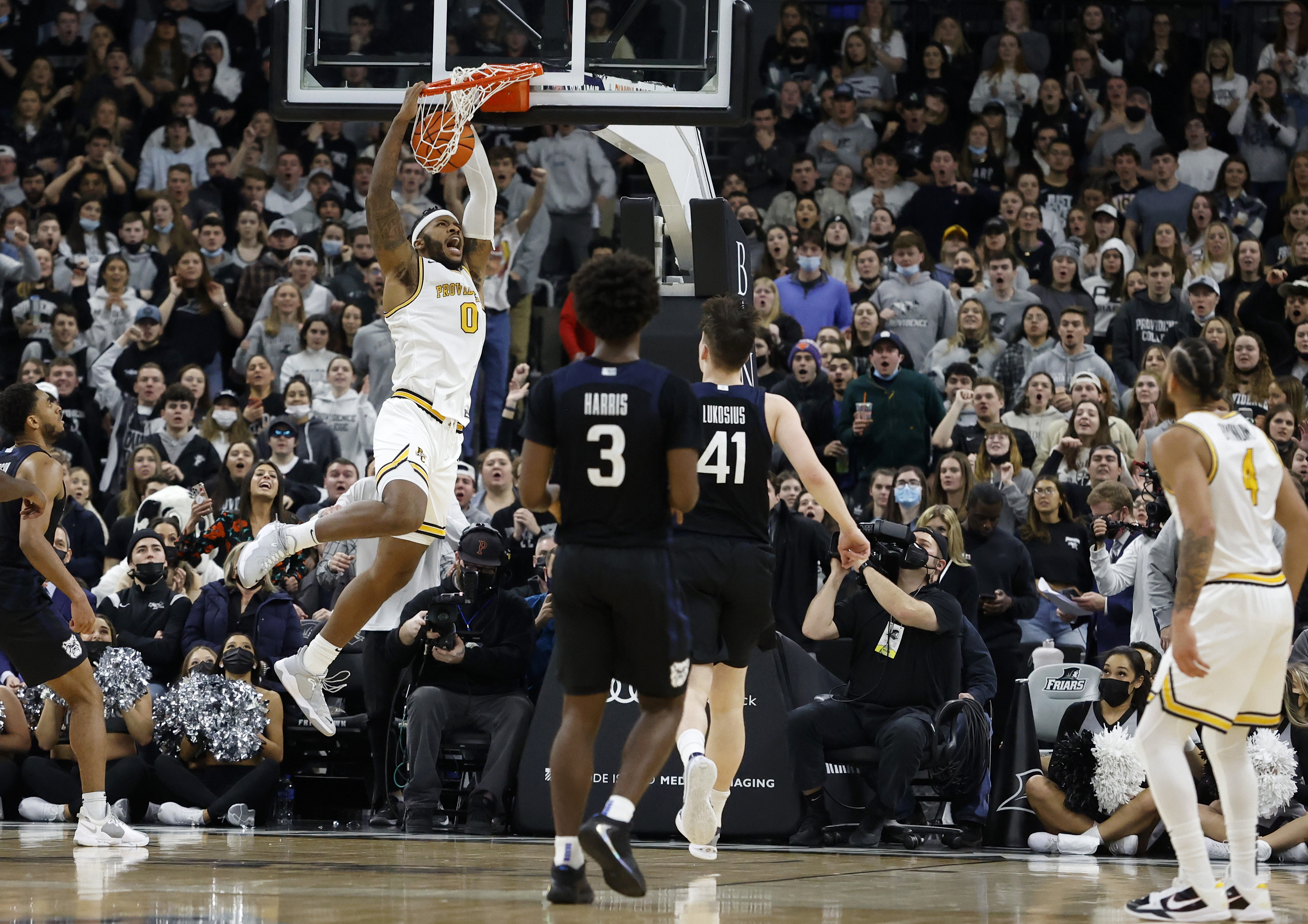 Lewis scores 33, Golden Eagles top Seton Hall 73-63