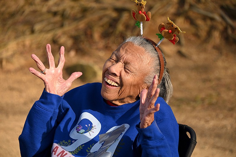 With encore, Baltimore singer Alzheimer's inspiration at age 91