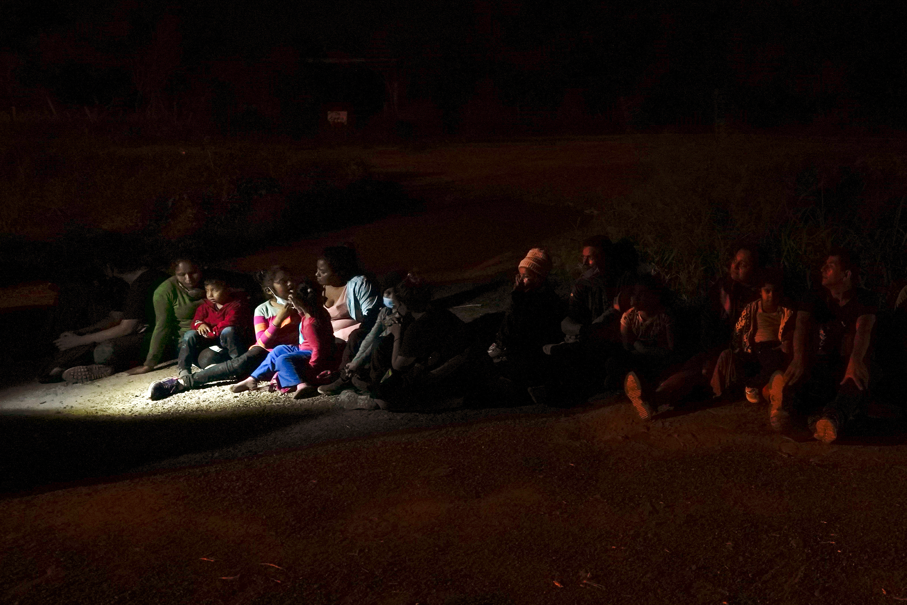 Some asylum aspirants pin hopes on Trump-era policy - Vimarsana News
