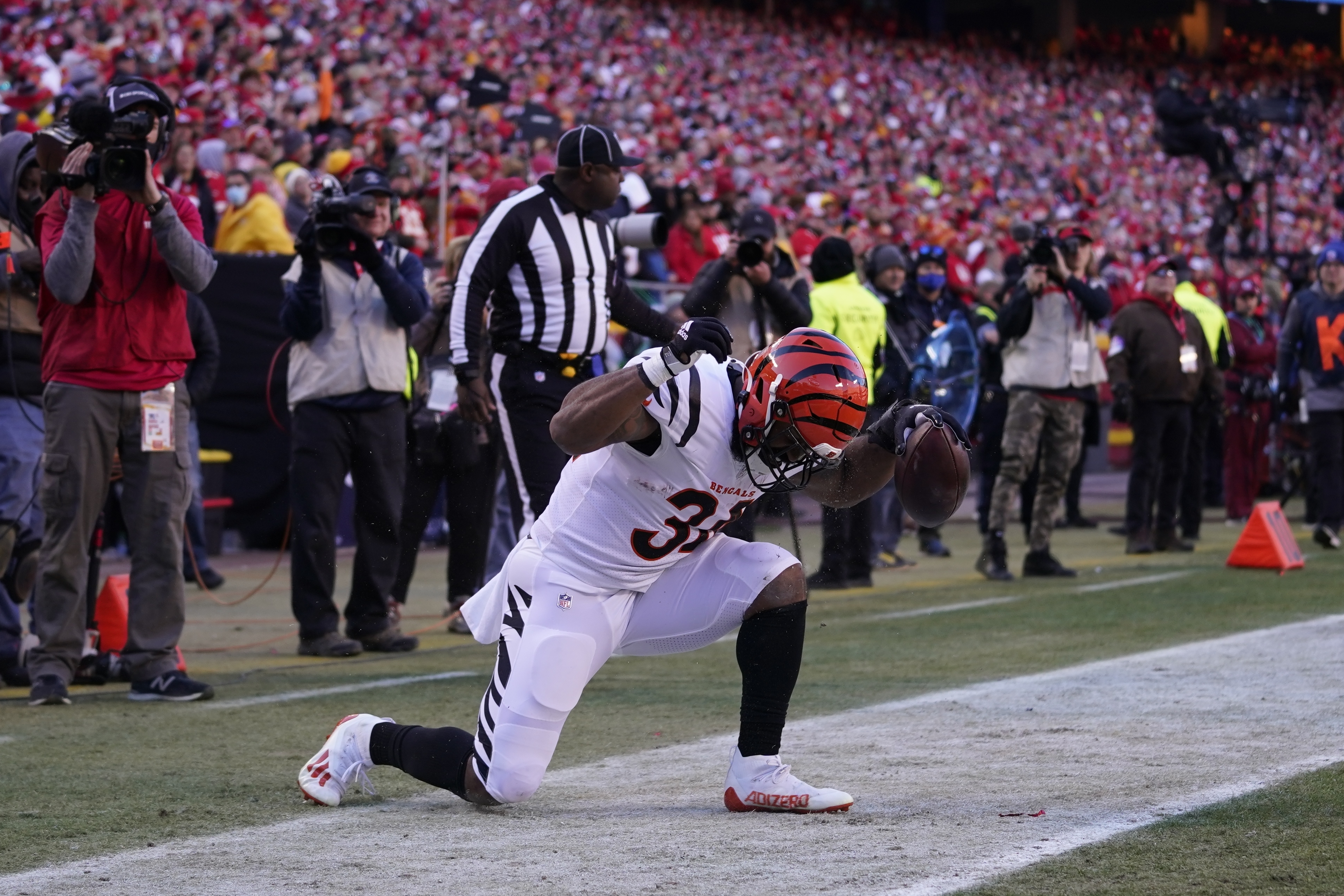 Bengals go from worst to AFC champs, face Rams