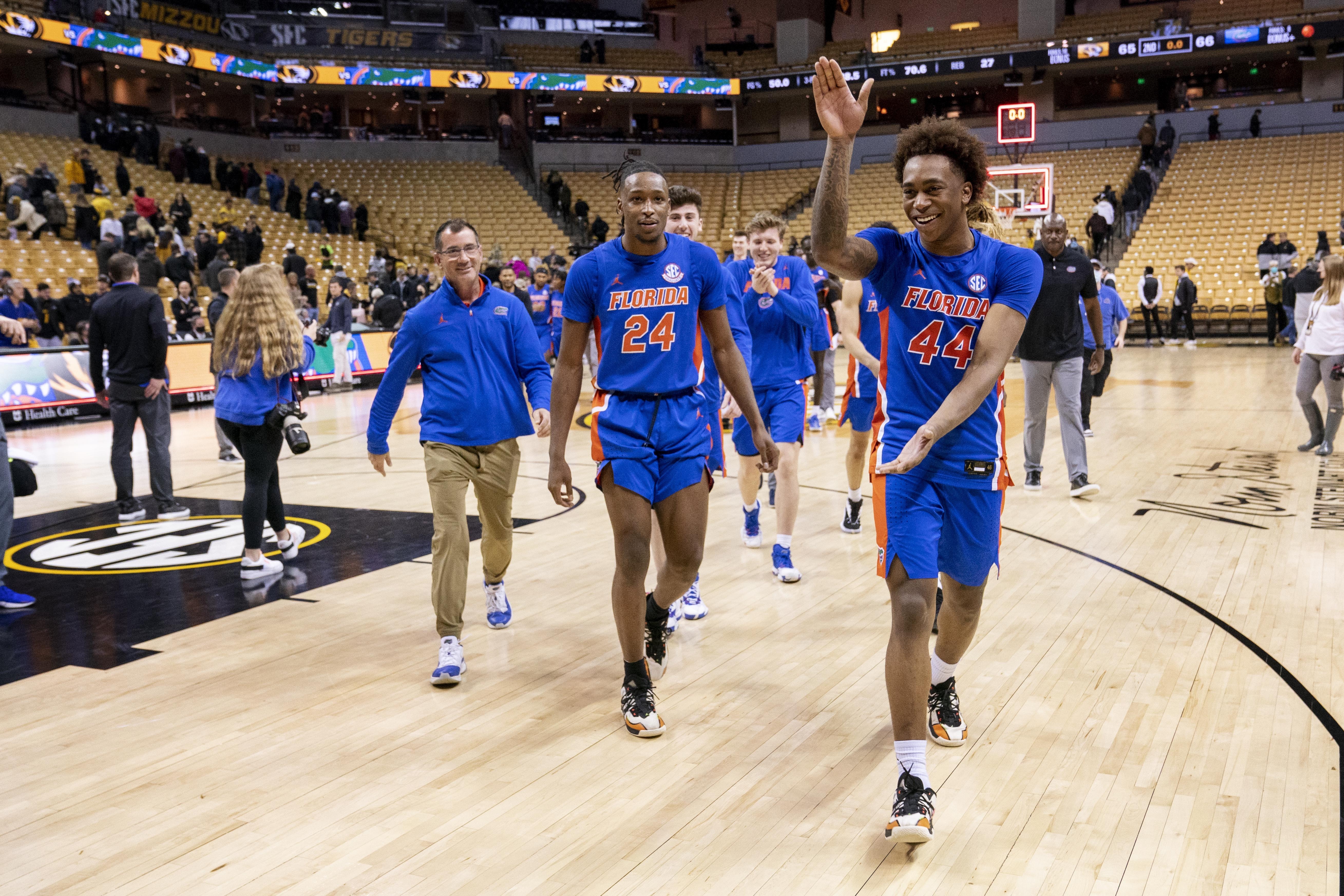 Wildcats pull away from Commodores - Vimarsana News