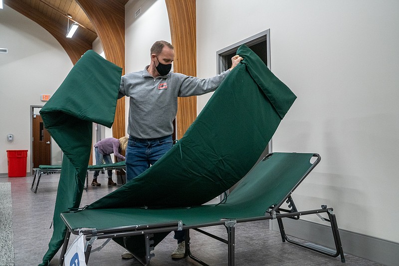 For homeless, access to belongings biggest obstacle for using shelters