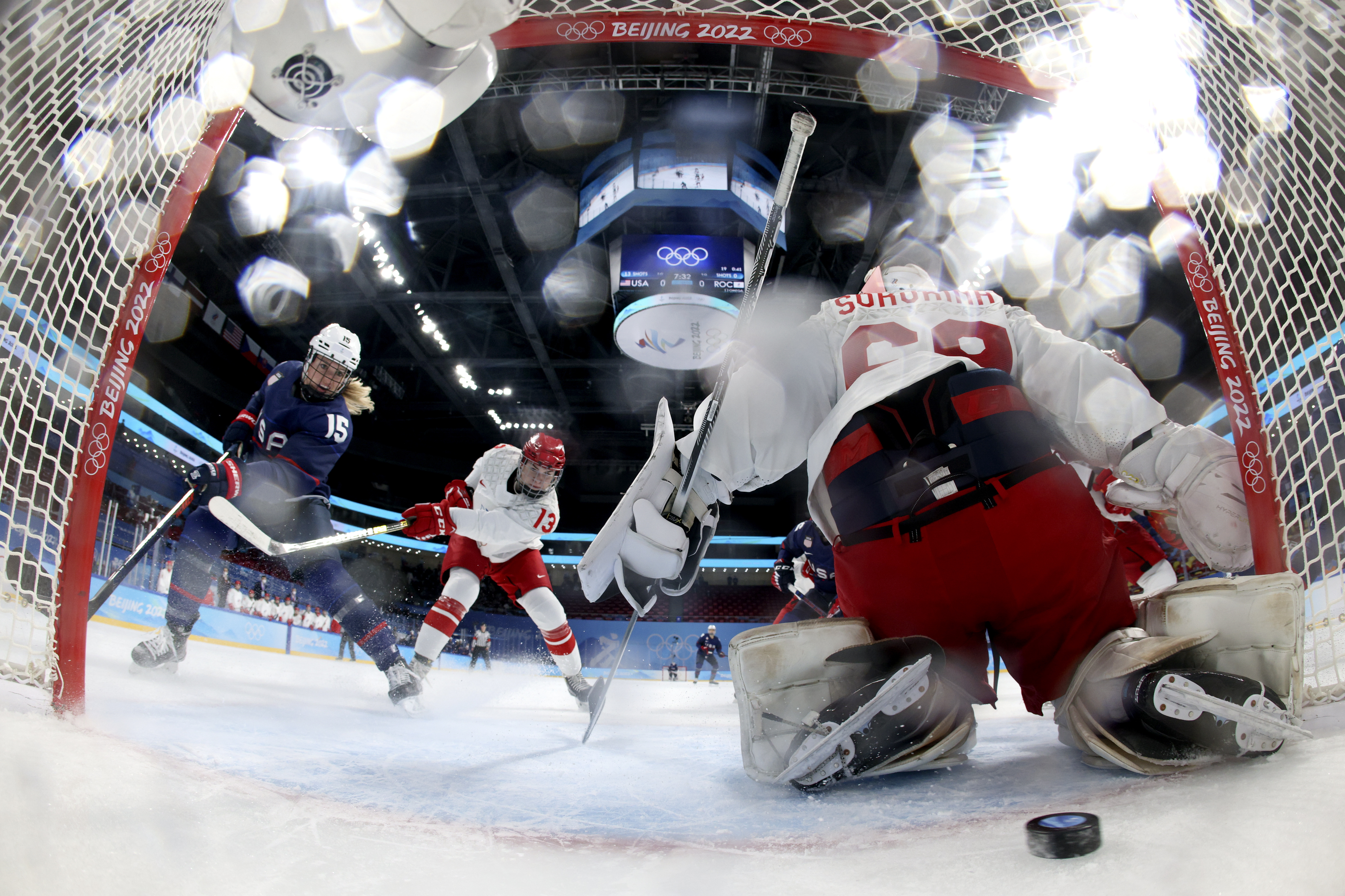 U.S. women find offense in 3rd period - Vimarsana News