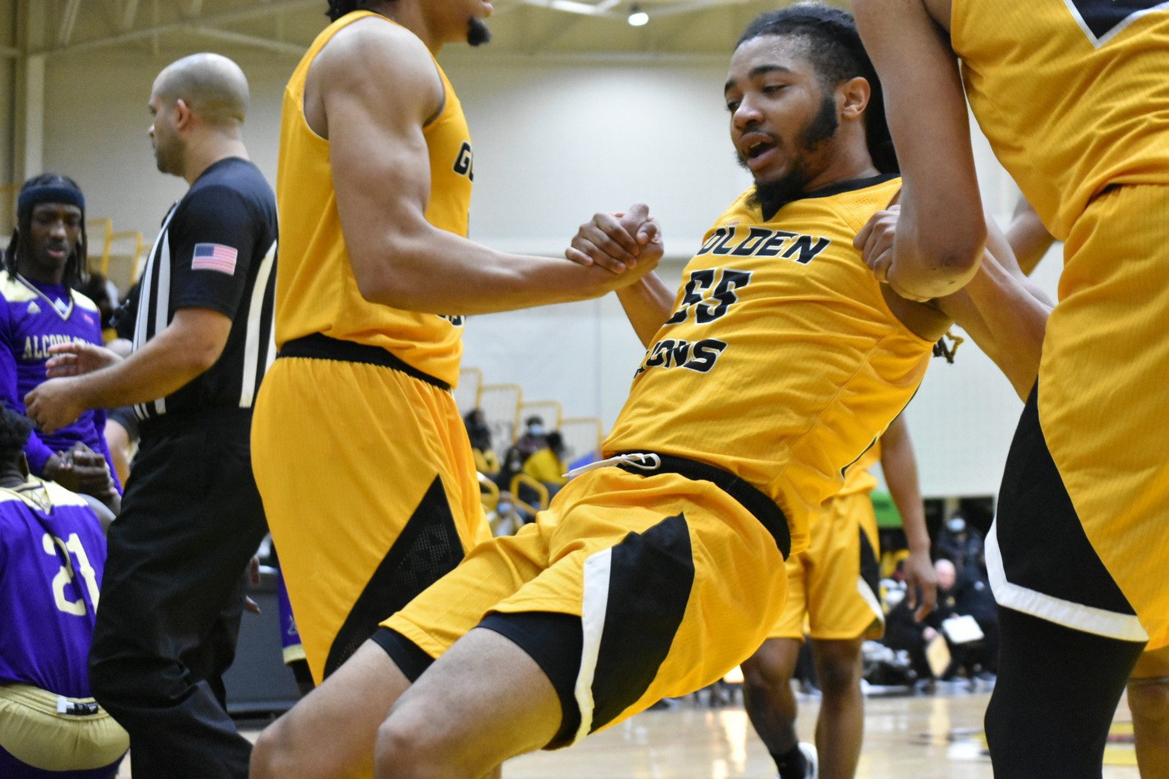 Braves stave off late Lions charge