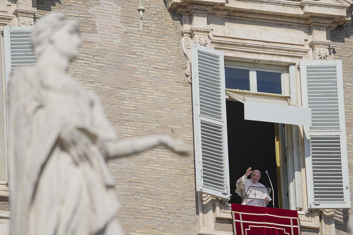 Pontiff denounces genital mutilation