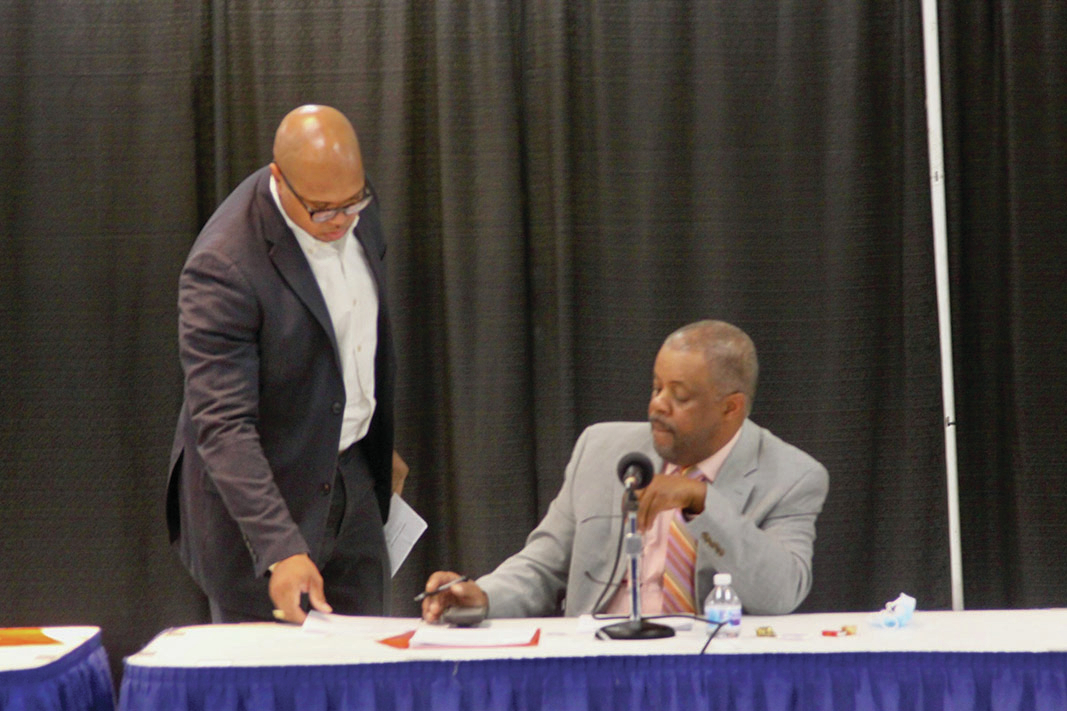 Go Forward cash ekes past council’s 5-4 vote