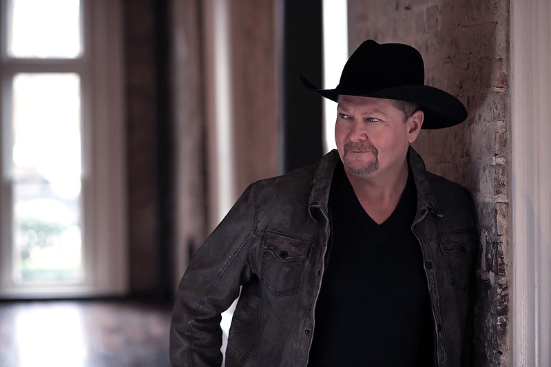 Tracy Lawrence, Clay Walker to headline May concert at MAD Amp El