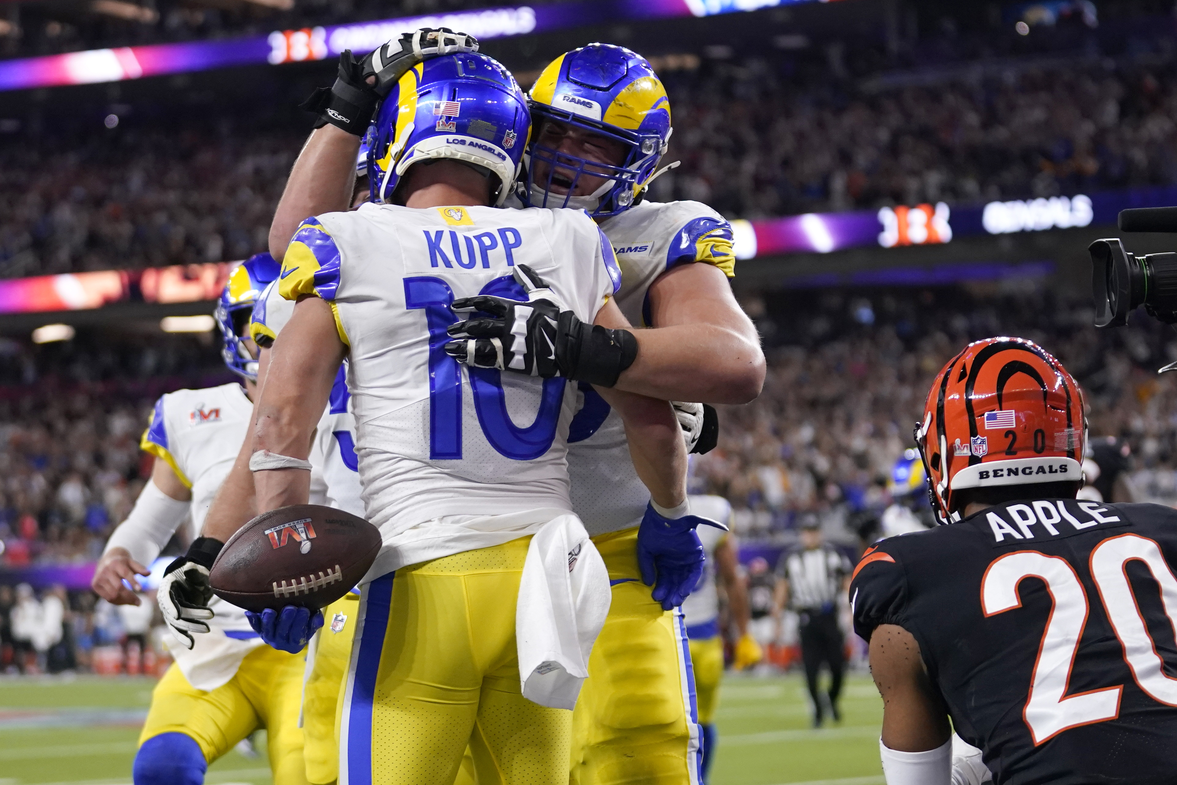 INGLEWOOD, CA - SEPTEMBER 18: Los Angeles Rams wide receiver Cooper Kupp  (10) gets ball punched out