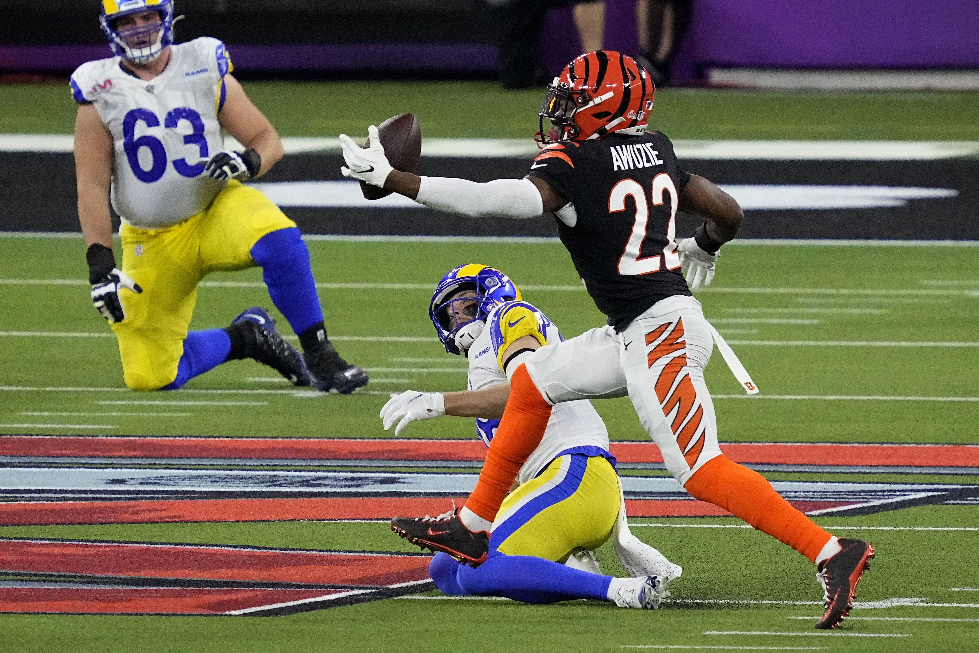 The Bengals grabbed Jalen Ramsey's facemask on 75-yard Super Bowl TD and  got away with it 