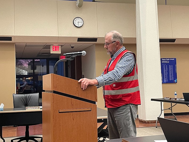 NWA Democrat-Gazette/DAVE PEROZEK Gary Blackburn, mayor of Garfield, addresses the Rogers School Board during its meeting Tuesday, Feb. 15, 2022, about the future of Garfield Elementary School.