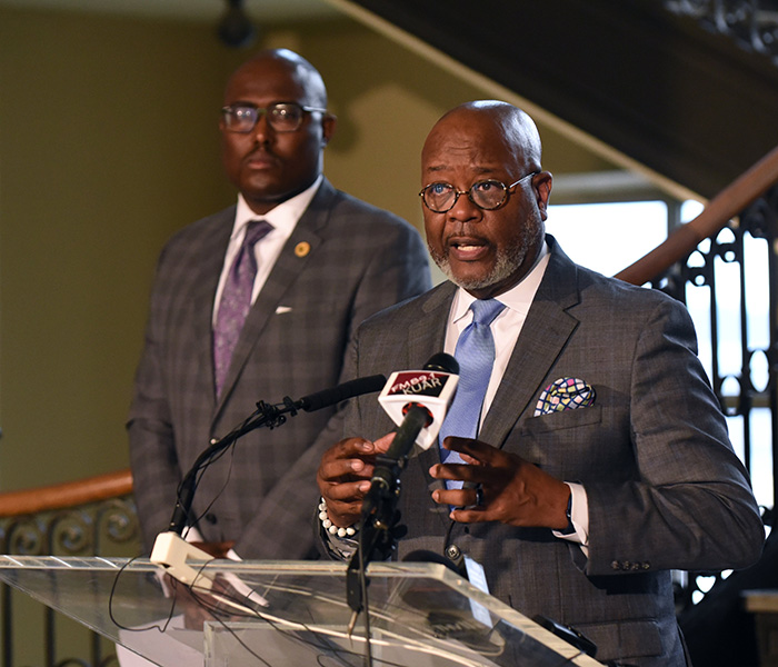 Open-records requests produce few documents on former Little Rock police chief's departure - Vimarsana News