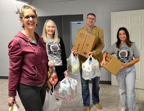 Blackhawk Food Pantry opens doors in Pea Ridge | Northwest Arkansas ...