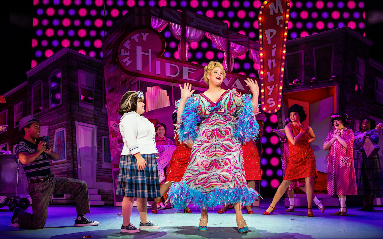 Big hair, big dreams: Touring musical 'Hairspray' poofs up at Robinson Center - Vimarsana News