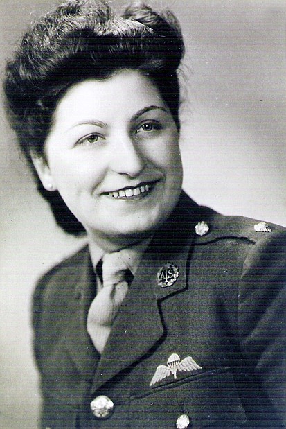 Monique Hanotte, Belgian resistance member who rescued 135 downed Allied airmen in World War II, dies at 101