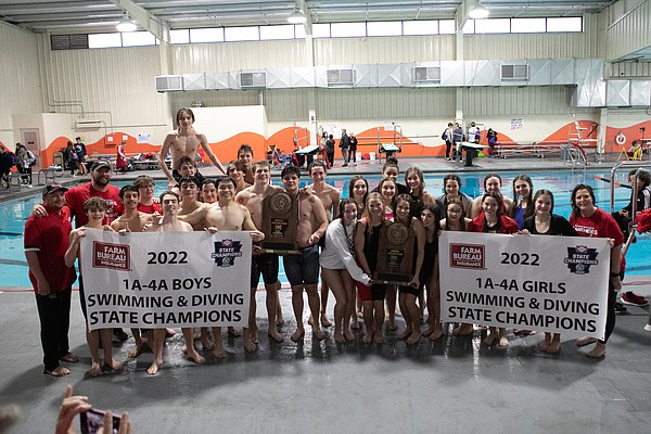 Magnolia captures both 2022 swimming crowns