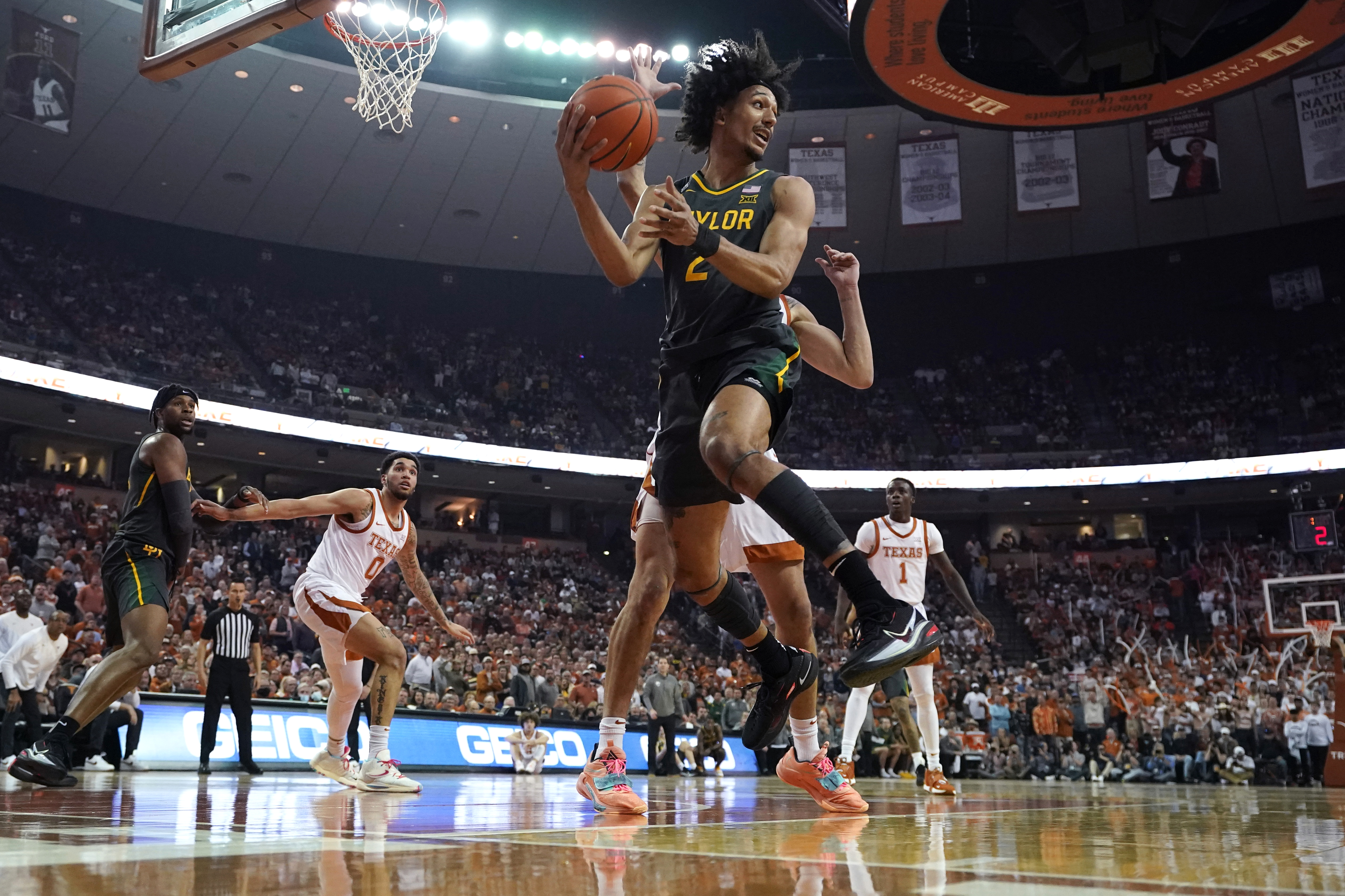 Baylor topples Texas behind Flagler, Akinjo - Vimarsana News