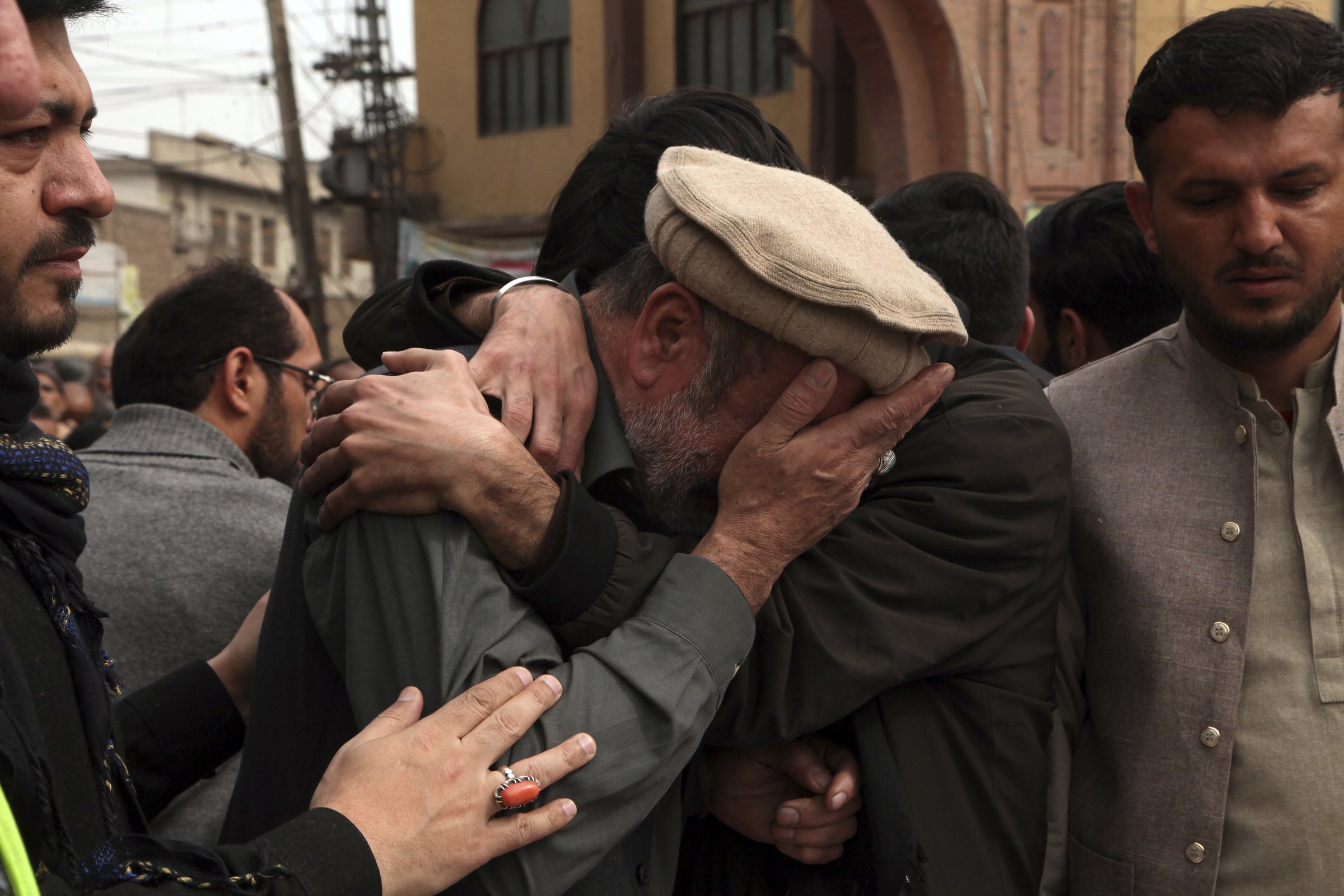 Will find organizers of attack on mosque, Pakistanis pledge - Vimarsana News
