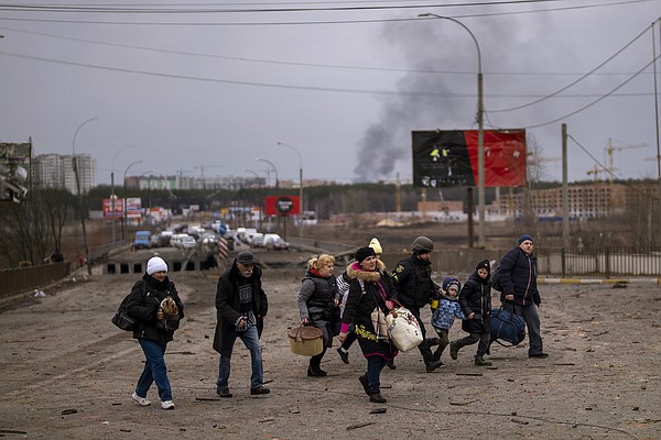Crisis deepens, Ukraine accuses Moscow of 'medieval' tactics - Vimarsana News