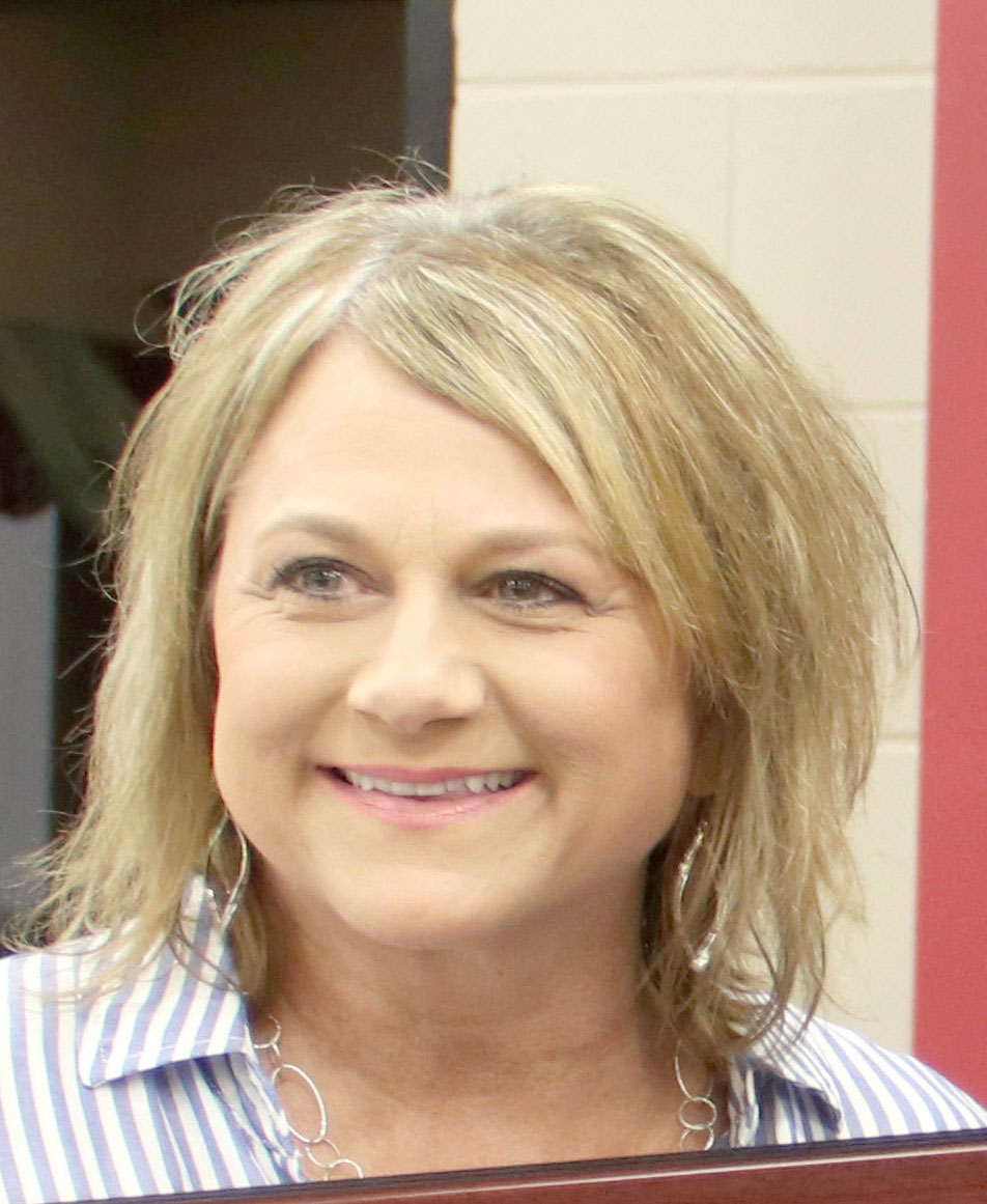 Lincoln School Board extends superintendent's contract - Vimarsana News