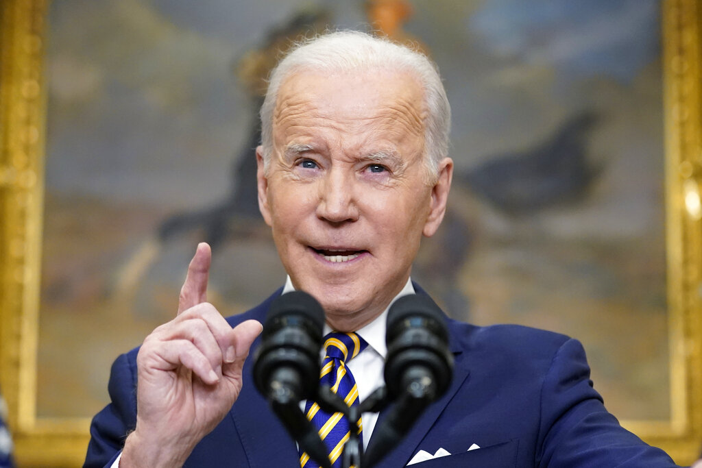 Biden bans Russian oil, warns of 'Putin price hike' at pump - Vimarsana News