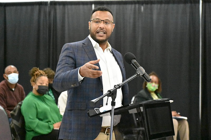 Local realtor Miloud Bahadi, a native of Morocco, discusses Pine Bluff's potential partnership with the Moroccan city of Dakhla during Monday's city council meeting. (Pine Bluff Commercial/I.C. Murrell)