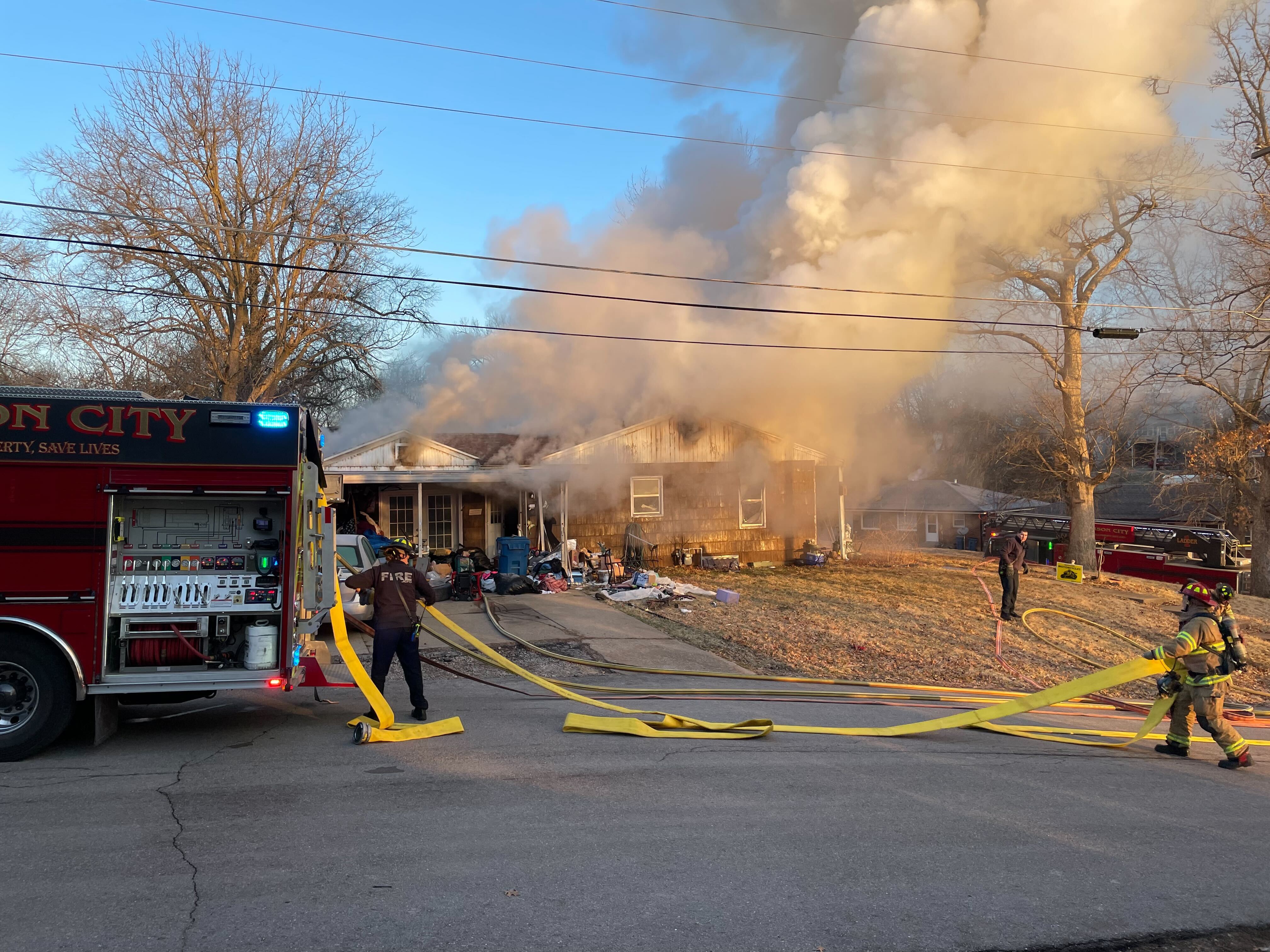 Early morning fire damages JC home; no one injured | Jefferson City