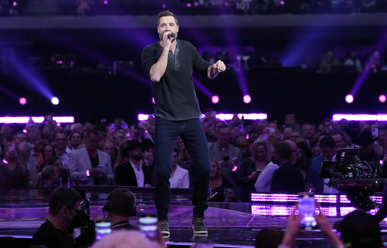 You may know him as the 'Applebee's guy,' but country star Walker Hayes is  more than a viral TikTok