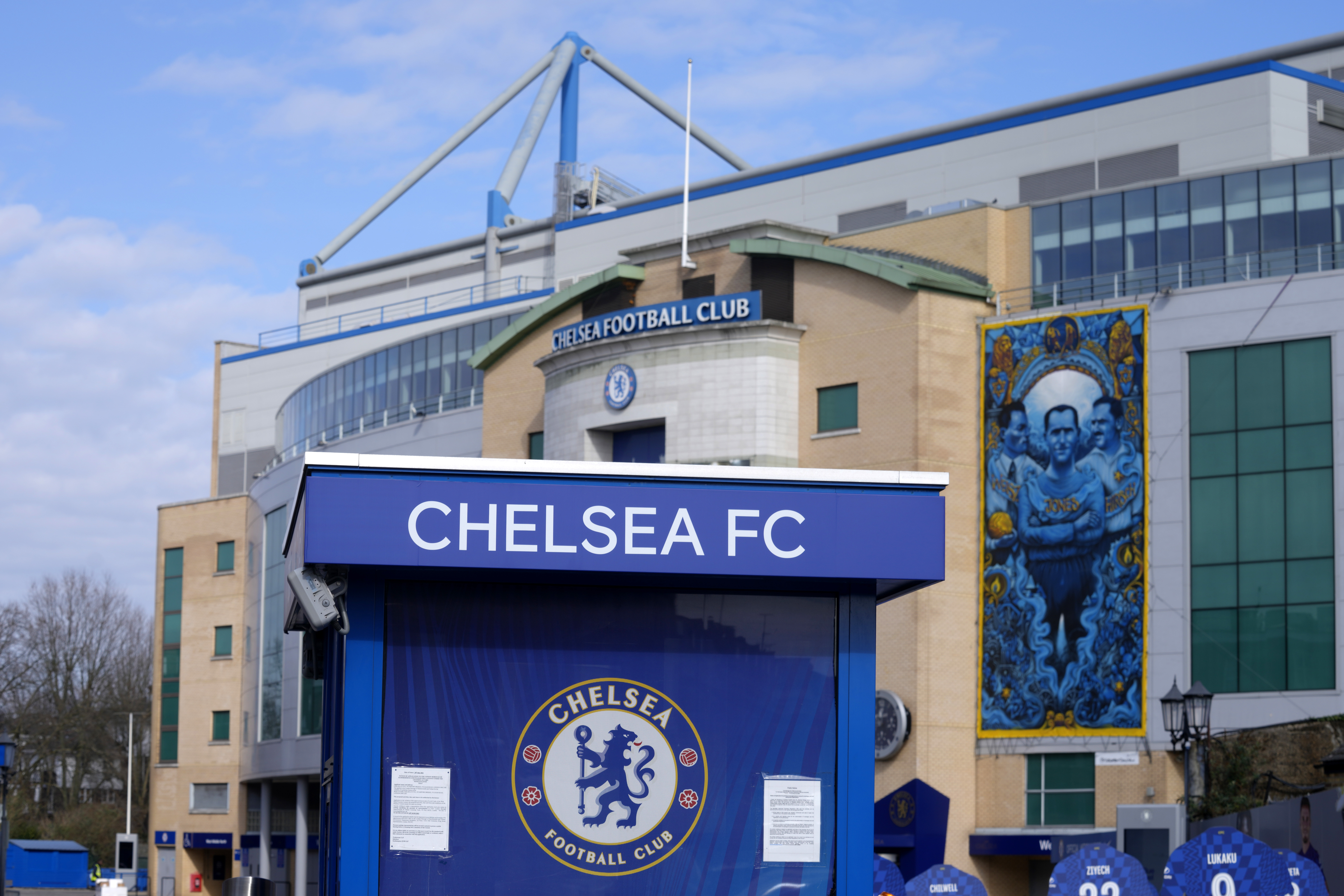Chelsea financially perilous after Abramovich is sanctioned - Vimarsana News